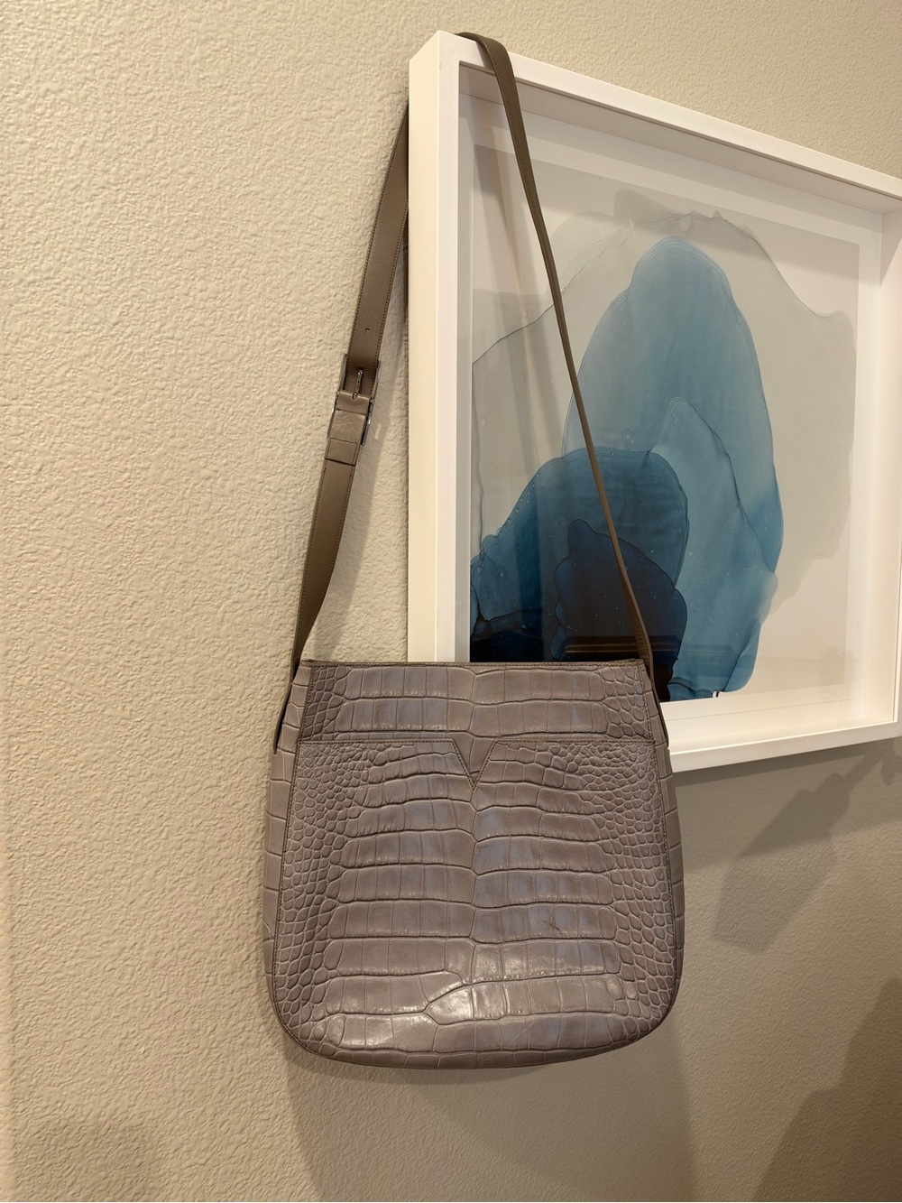 VINCE Women’s Croc-Embossed Shoulder Bag in Taupe/Grey